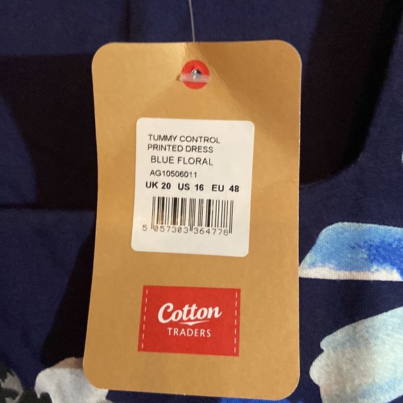 Gorgeous Tummy control printed dress blue floral size 16 US by cotton traders - Picture 3 of 6